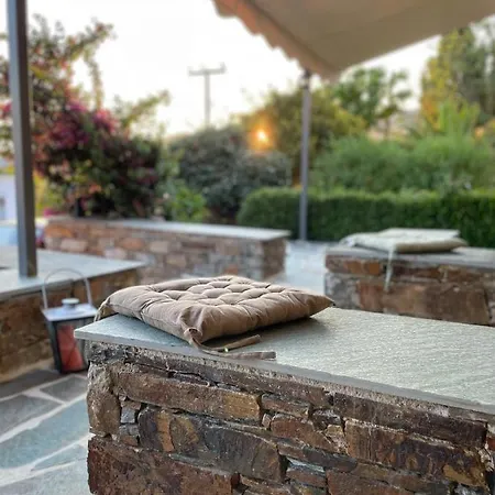 Apartman Giasemi Kárisztosz